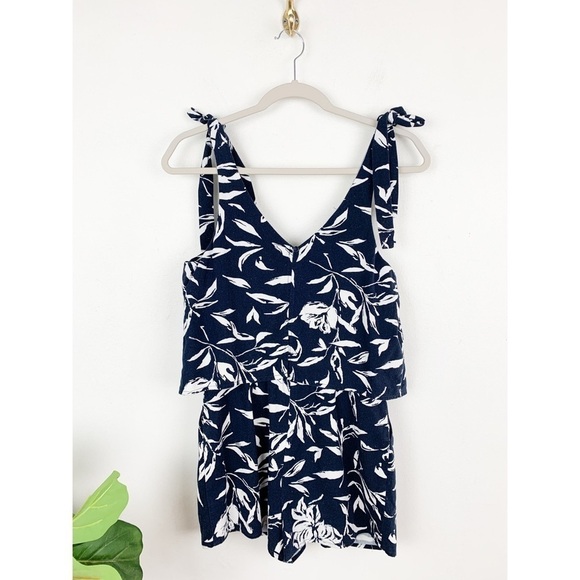 J.O.A. Navy Blue 100% Linen Tie Strap Romper Sz XS - Picture 2 of 8